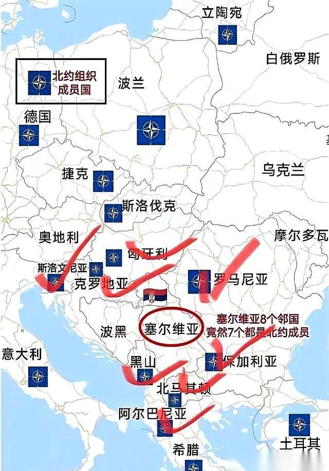 塞尔维亚总统武契奇，对着全国直播的镜头，一字一句地凿出来：“我的三个邻居，克罗地