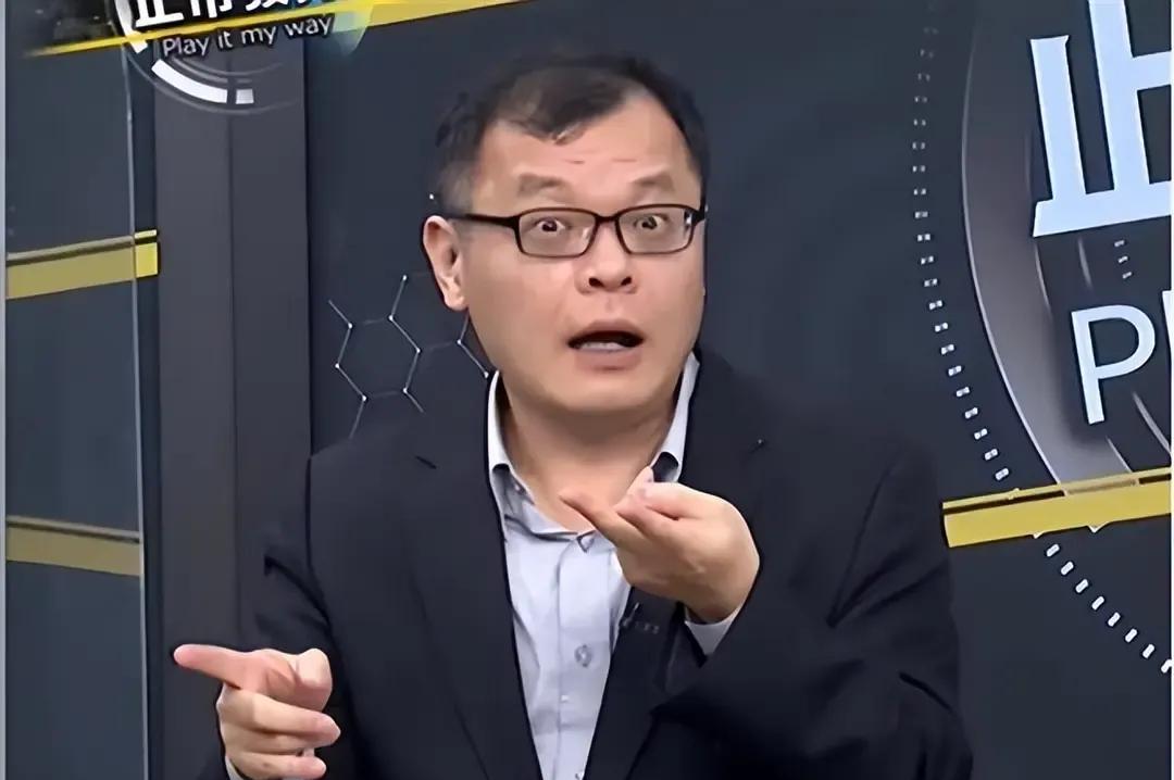 陈挥文最近有点变质了，开始拼命攻击傅琨萁与王鸿薇，说王鸿薇只是傅琨萁的小弟，在“