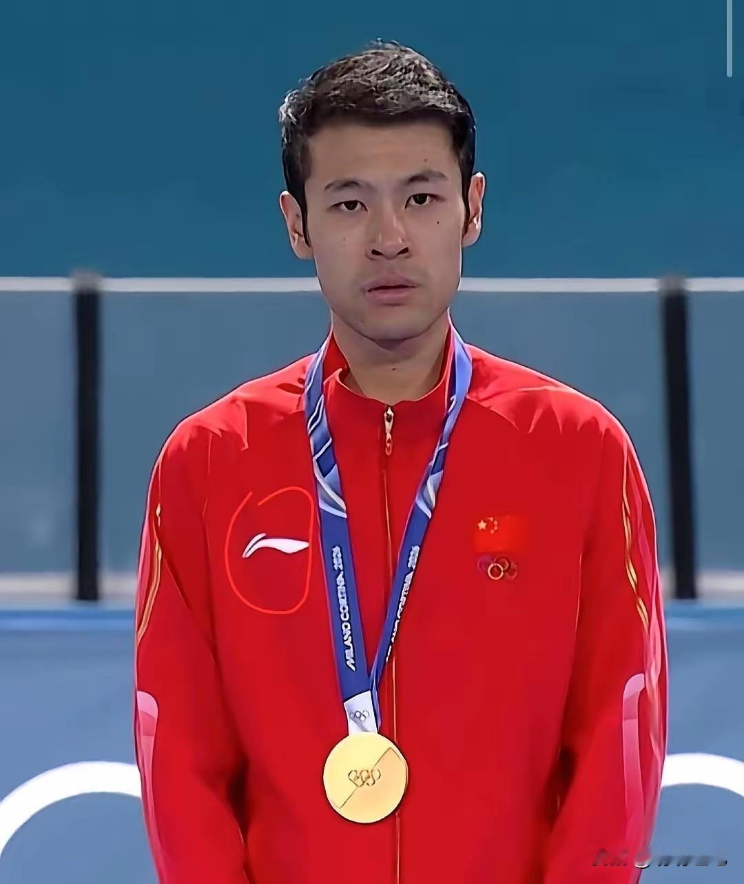 100年了，那个被欧美垄断的金牌，被一个中国人硬生生抢了过来，教练都以为秒表坏了