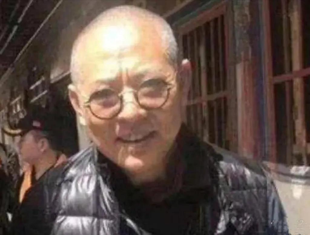 当代的陈世美——薄情寡义的渣男。李连杰被指是渣男，晚年身体不佳，也许是在为年