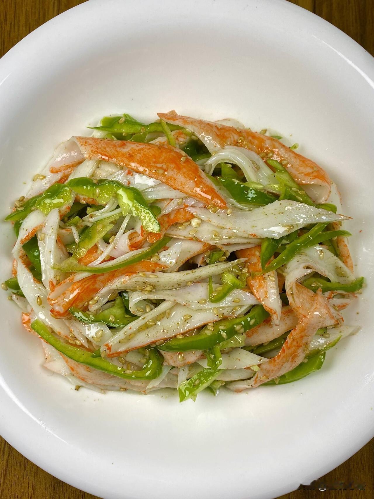 巨好吃的凉拌菜！香到迷糊真的要夸爆这道芝麻青椒蟹柳！亲戚家吃过一次就念念不