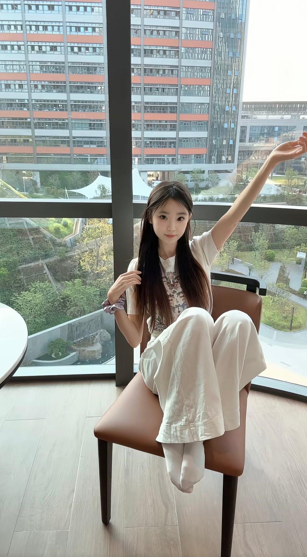 女生怎么穿搭会看上去很优雅