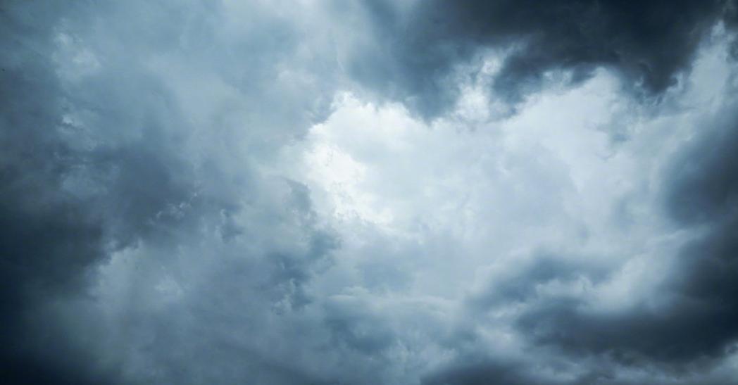 什么是拉尼娜状态？拉尼娜状态简单来说，是赤道中东太平洋海域海水表面温度出现大