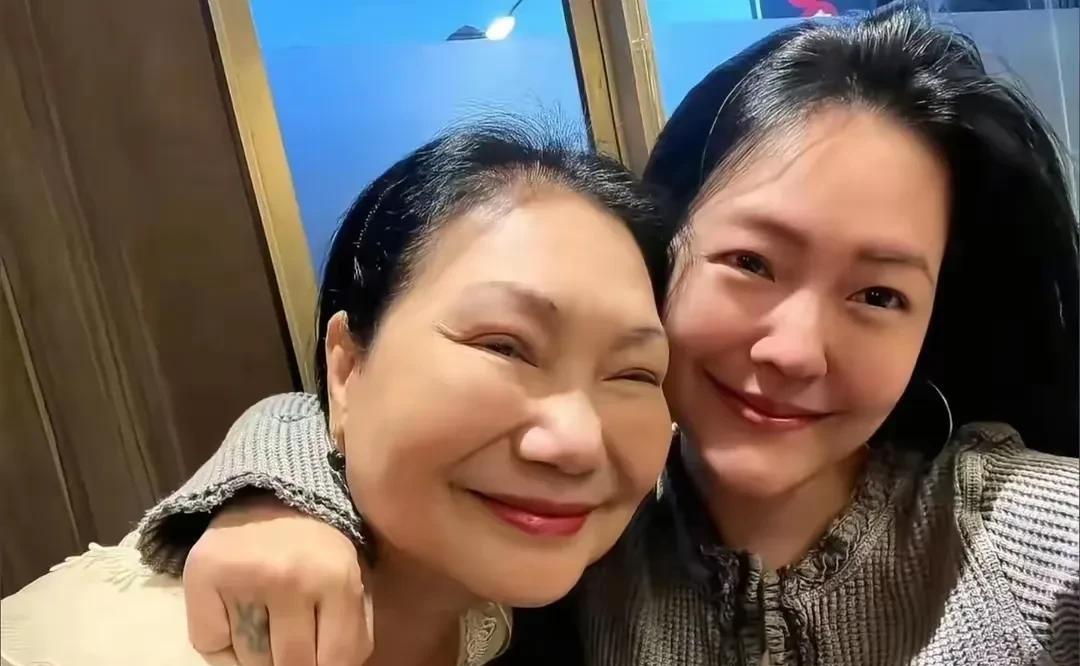 有个事事到如今还是说出来吧那就是大S猝逝S家肯定想过如何应对媒体和大众