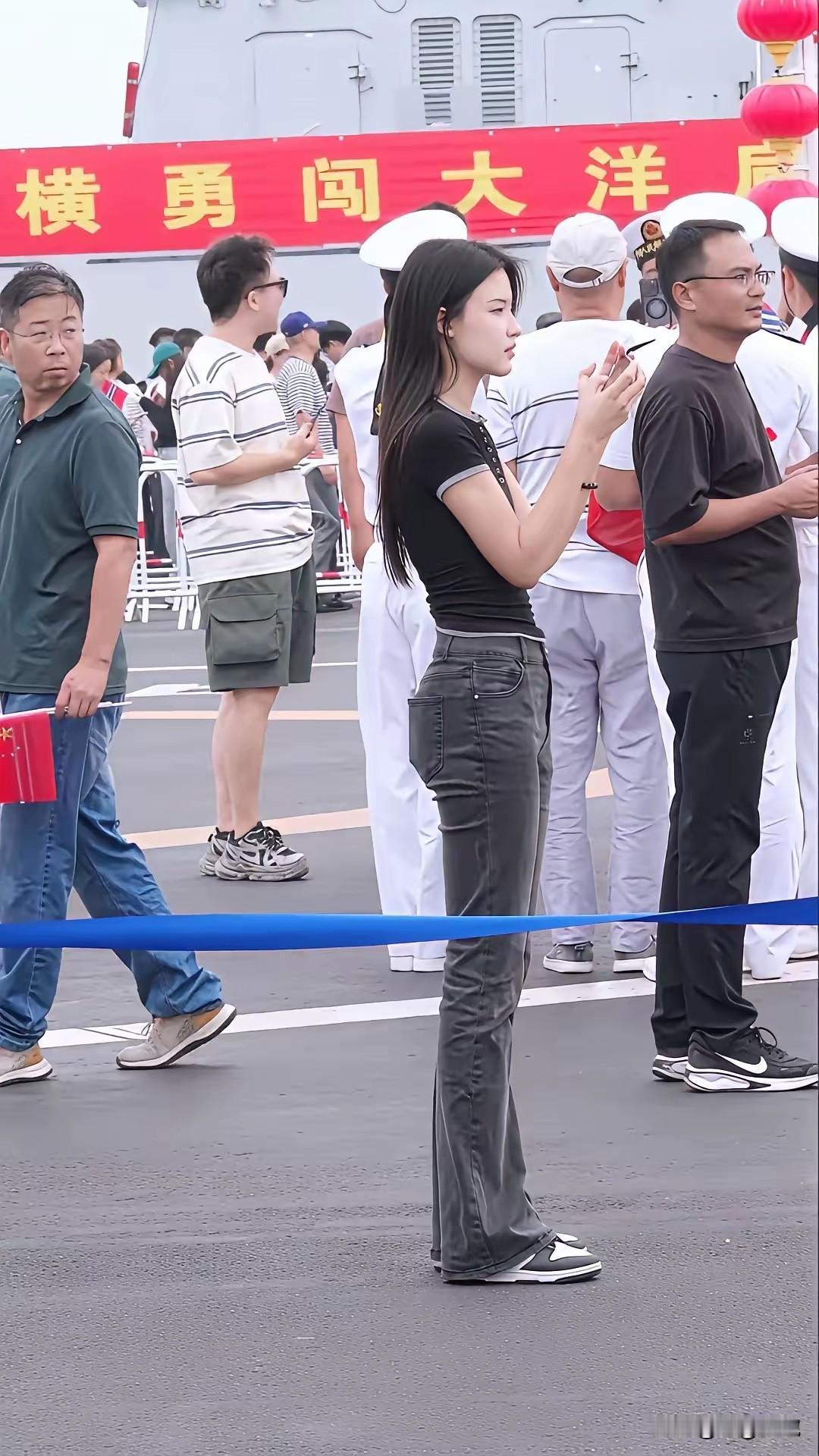 我想，这大概就是所有男人都想娶回家的女人吧！