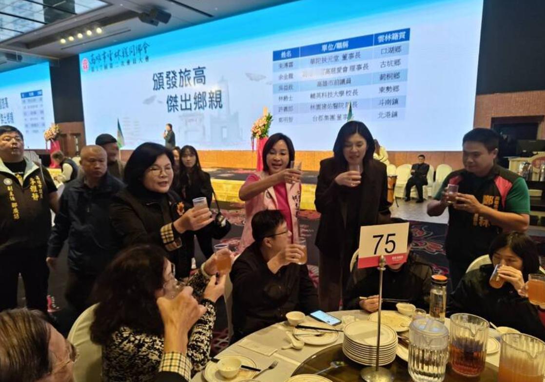 争取云林乡亲挺柯志恩、张嘉郡郑丽文：国民党“女县市长”大家都夸国民党主席郑