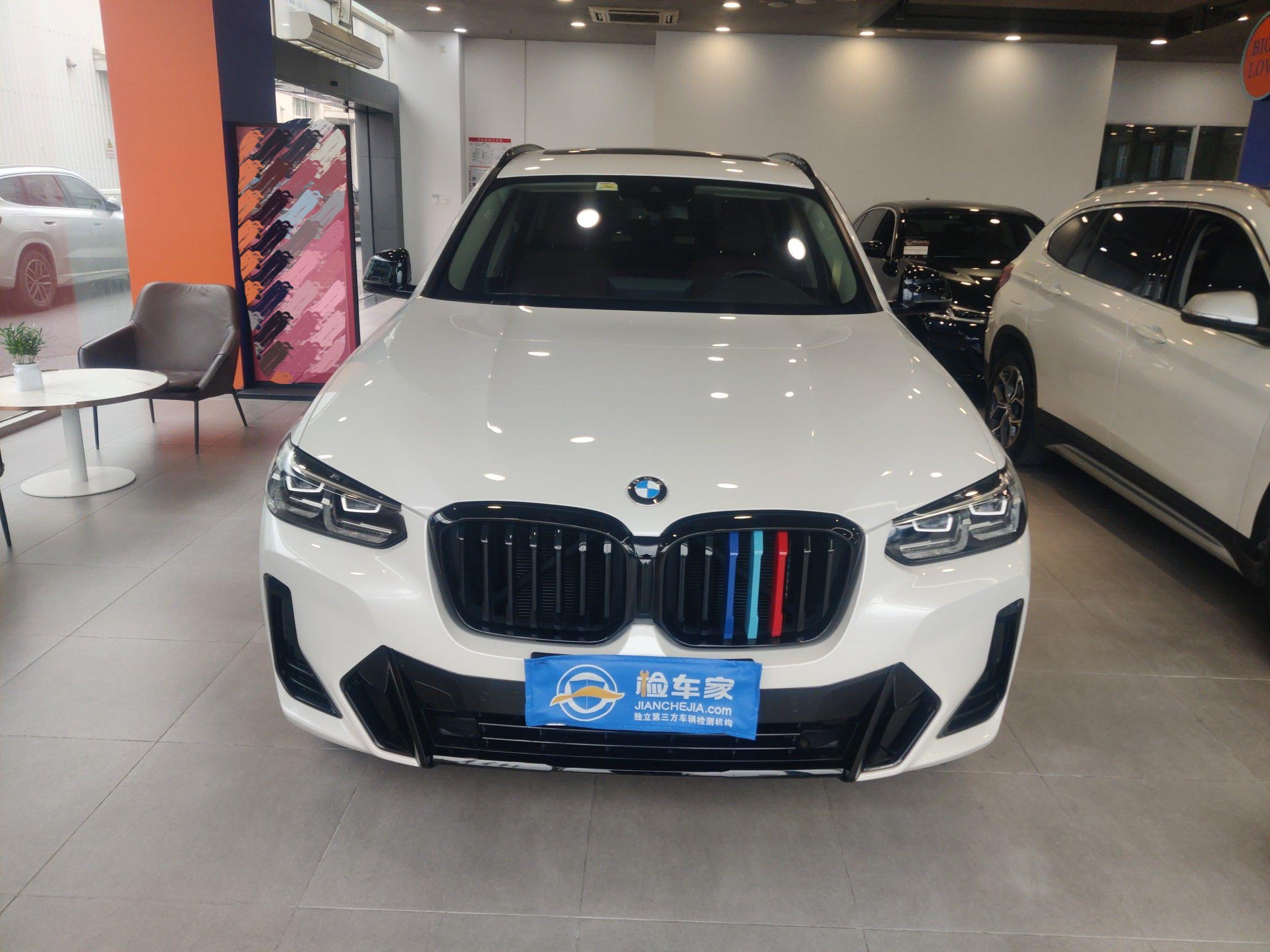 宝马X3的销量持续低迷，大幅落后于奔驰GLC和奥迪Q5L，其实新一代X3的产品力
