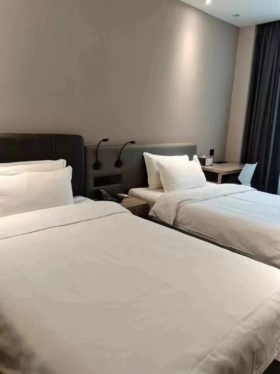 为什么会说情侣住酒店最好住双床房？！！！