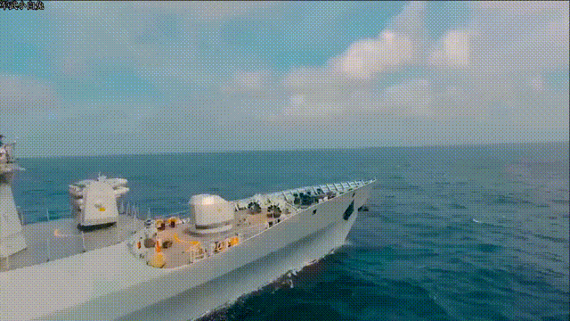 熟悉的导弹、熟悉的发射器。看巴基斯坦海军F22p导弹护卫舰在北阿拉伯海进行FM-