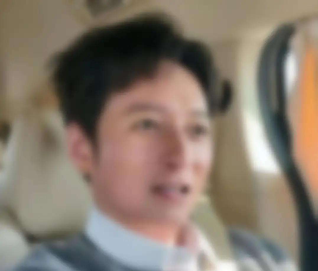 身家上亿却连个饭局都不参加，49岁的李维嘉算是把名利场彻底看透了搁别人身上，手里握着北京两套房和长沙