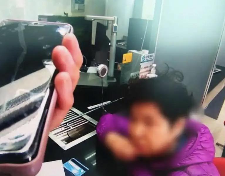 群里总共就109个人，可108个人都是托，骗子为了骗老年人，可真的煞费苦心！上