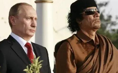 2008年，普京拿着一张价值46亿的欠条，飞往利比亚找卡扎菲要账，可没想再吃了卡