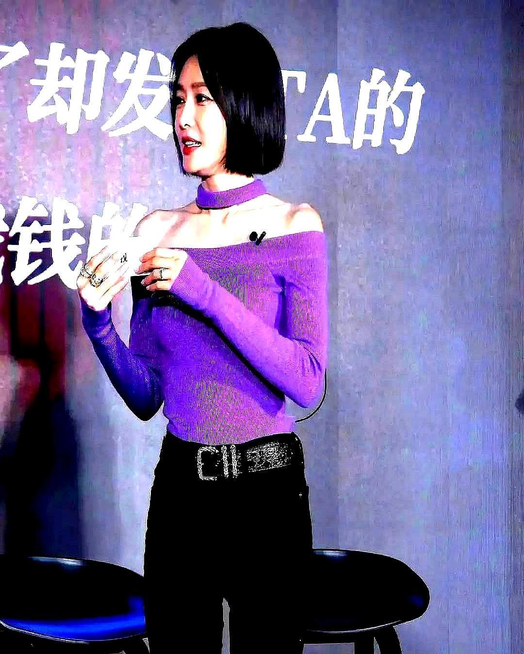 秦岚魏大勋这俩，三年不官宣，却把日子过成老夫老妻。狗仔拍到魏大勋深夜刷脸进