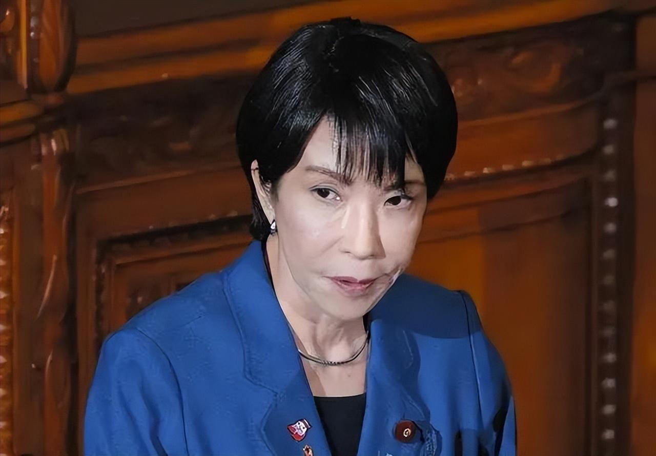 美国日裔智库学者公开喊话高市早苗向中国示好，称"亲美抗中"是死局，一个在华盛顿拿