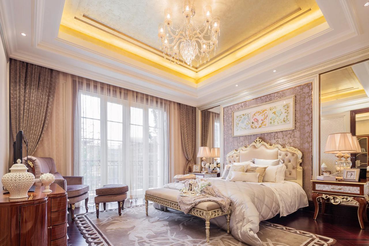 5岁男孩失手将别墅烧毁😯12月17日，湖北武汉一5岁男孩在自家别墅玩打火