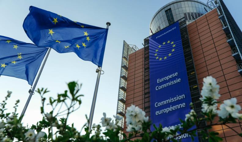 为什么美俄谈判不喊上欧洲，因为美国大概率是发现了中国不搞军事结盟的原因，那些所谓