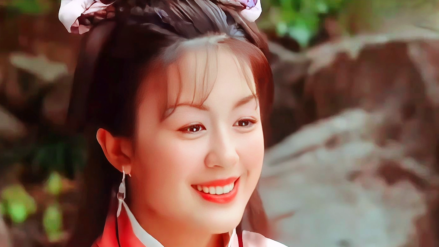 老阿姨年轻时竟是甜妹鼻祖？惊艳蜕变背后的故事