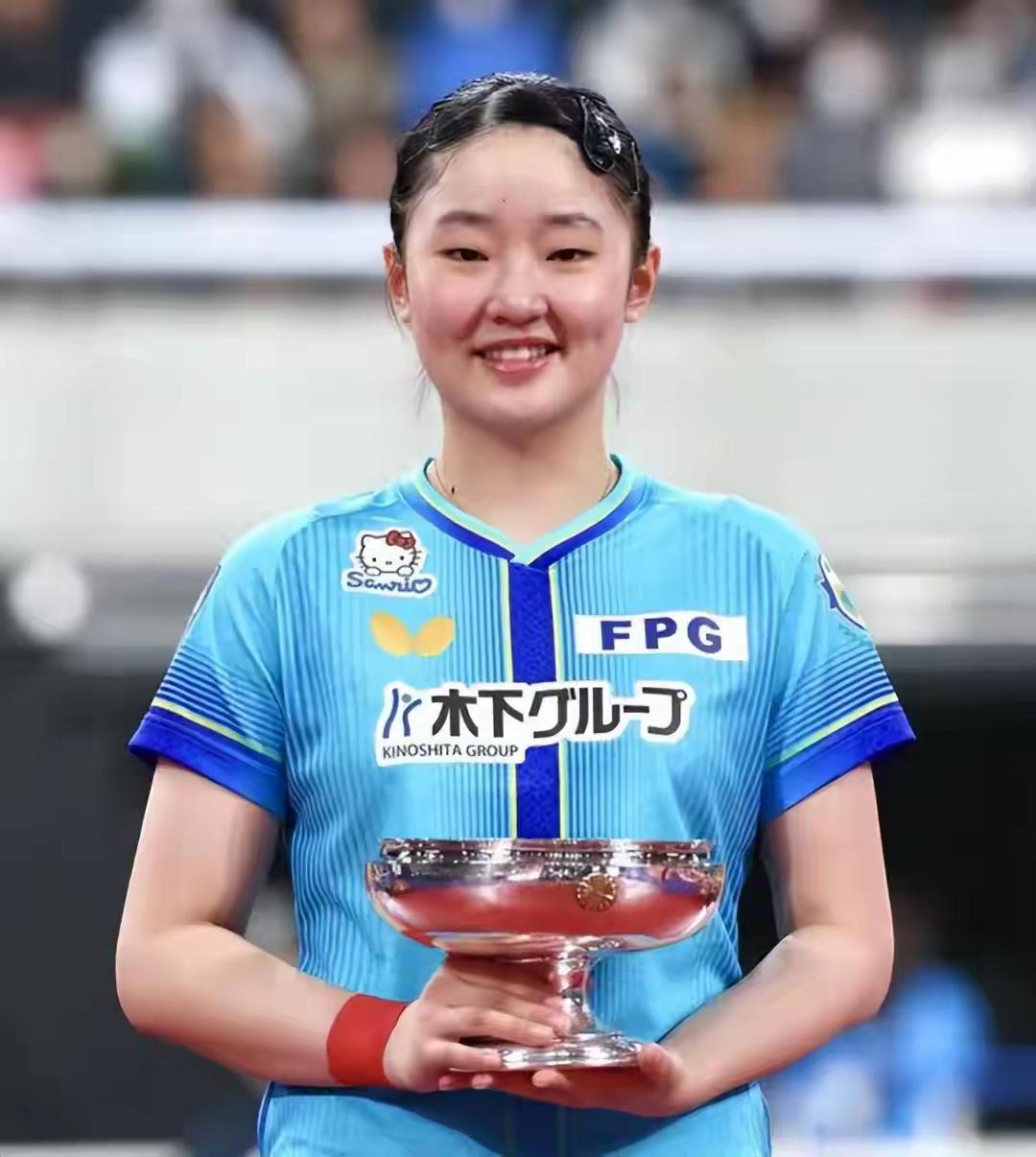 我说张本美和的“四冠王”比不了一个亚洲杯冠军！结果遭到不少网友的抨击！说我有点酸