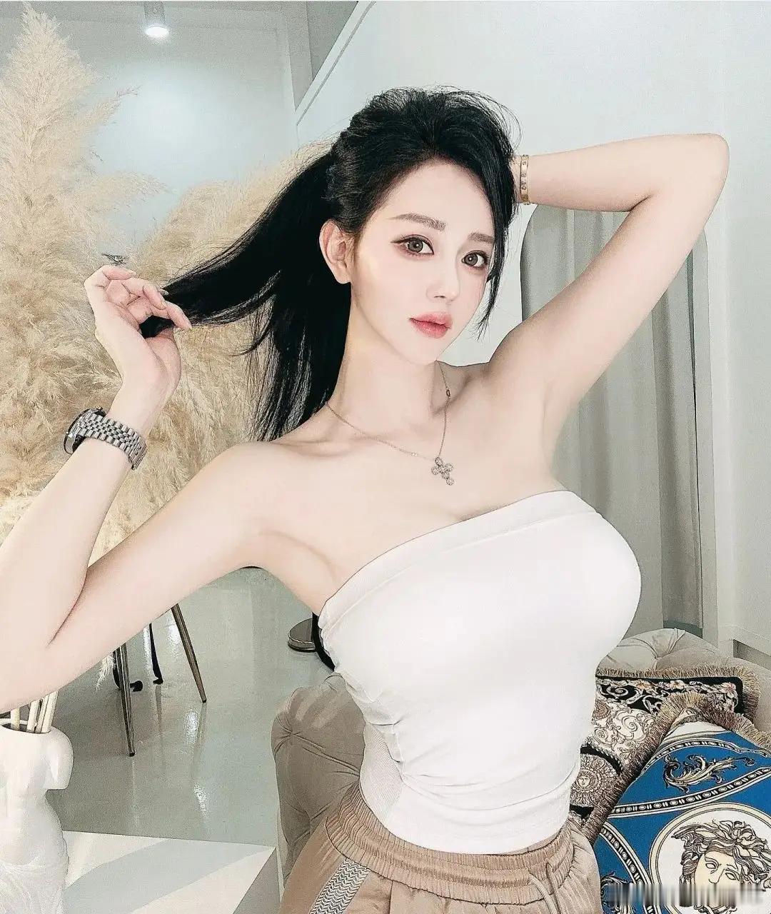 4月212号足球012伯恩茅斯VS利兹联013亚历