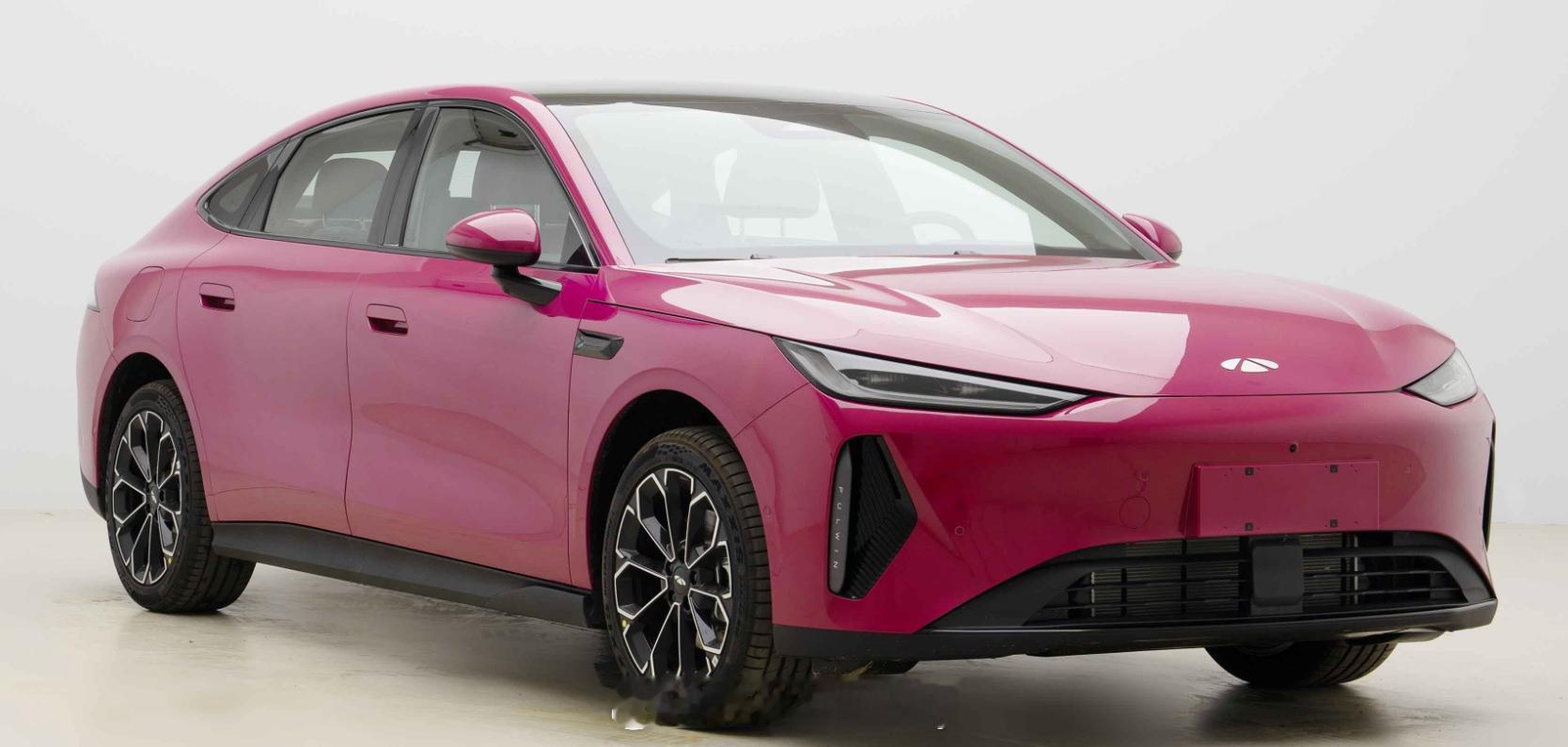 奇瑞风云A9增程版本来了长续航肯定是跑不了了这车之前的版本还没试过按着之前的申报