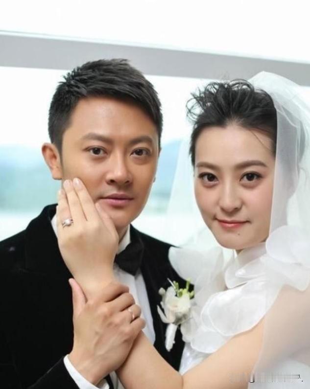 2015年，印小天花了400万元娶的老婆哈琳娜，直到孩子出生后，才发现自己的老婆