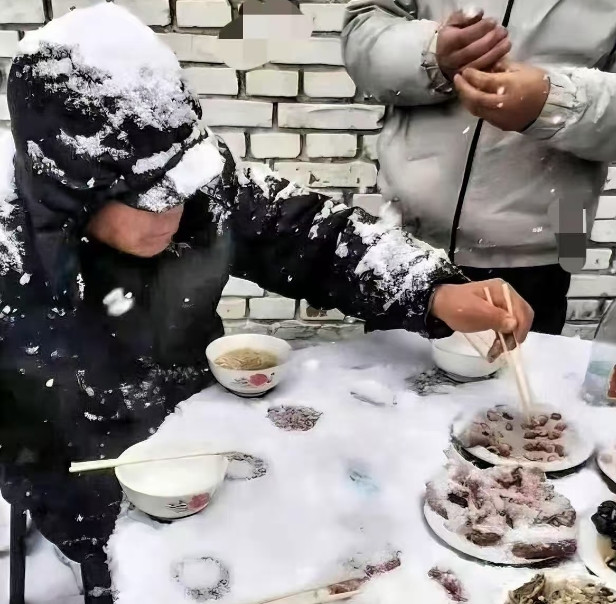 今天这个桌是非吃不可吗？