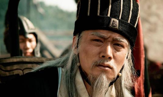 234年，诸葛亮在北伐途中，病逝五丈原，刘禅大惊，翻箱倒柜好不容易找出诸葛亮生前