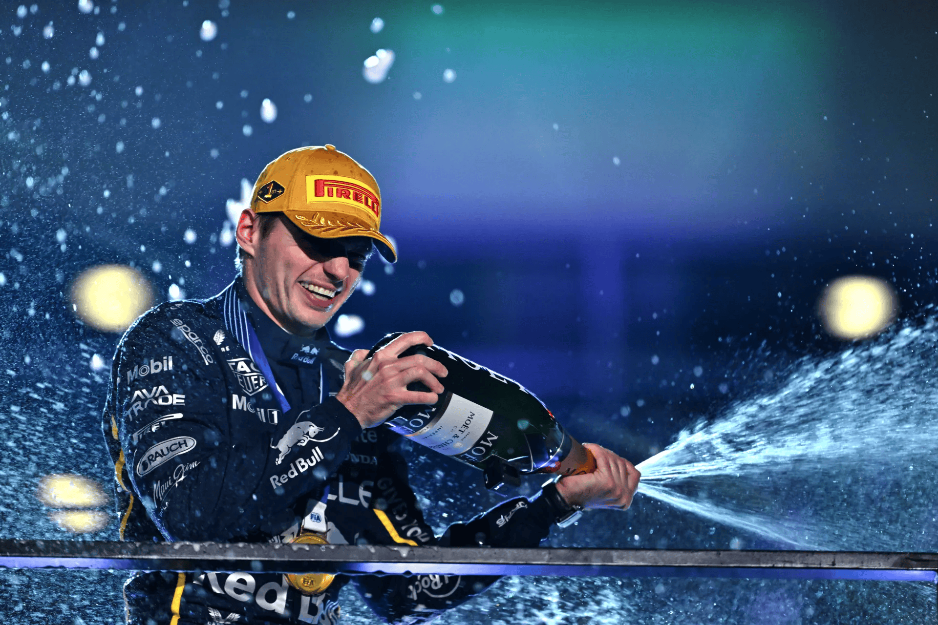 维斯塔潘收获巨额积分, 红牛发布“头奖”动态