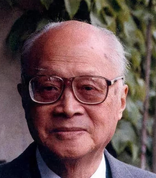 1960年，苏联撕毁协议，将所有的驰援的科学家全部撤走，临走前，一位苏联专家悄悄
