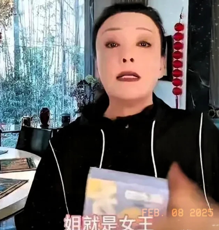 天啊，才发现张兰不是中国人！不知道该说什么了。老铁们怎么看？