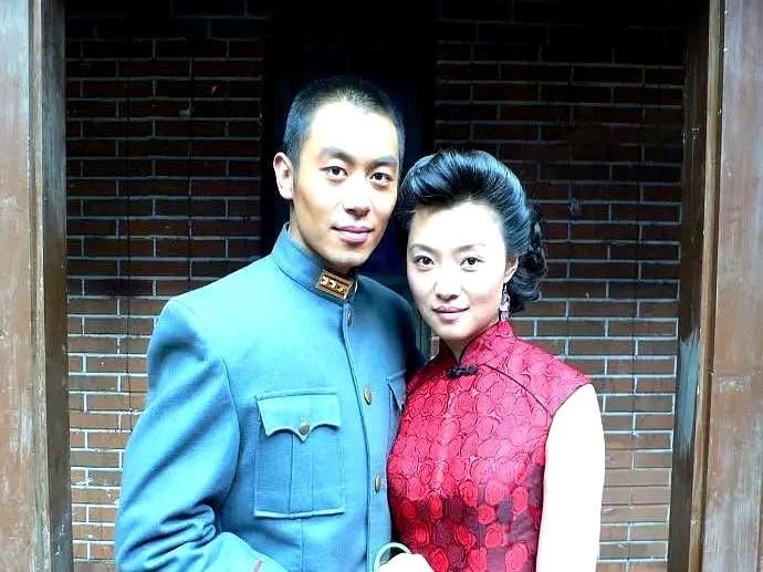 守了18年活寡，当地首富的独生女，竟赖在婆家不走。新婚夜，新郎官直接跟野丫