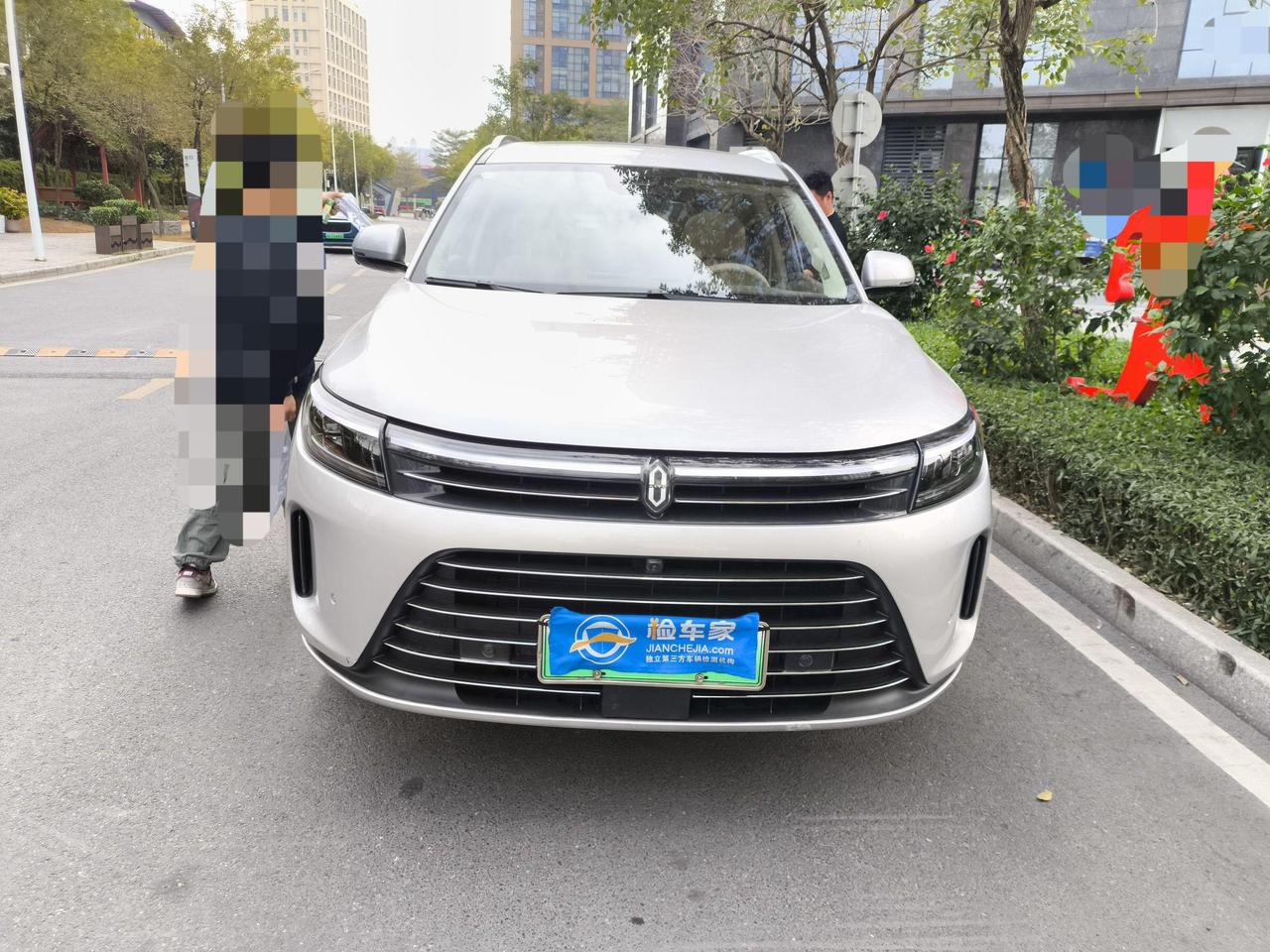 “鼎桥”汽车，车主都说好，网友都在喷？讨论一个车企的时候，正式的名字不被提及，