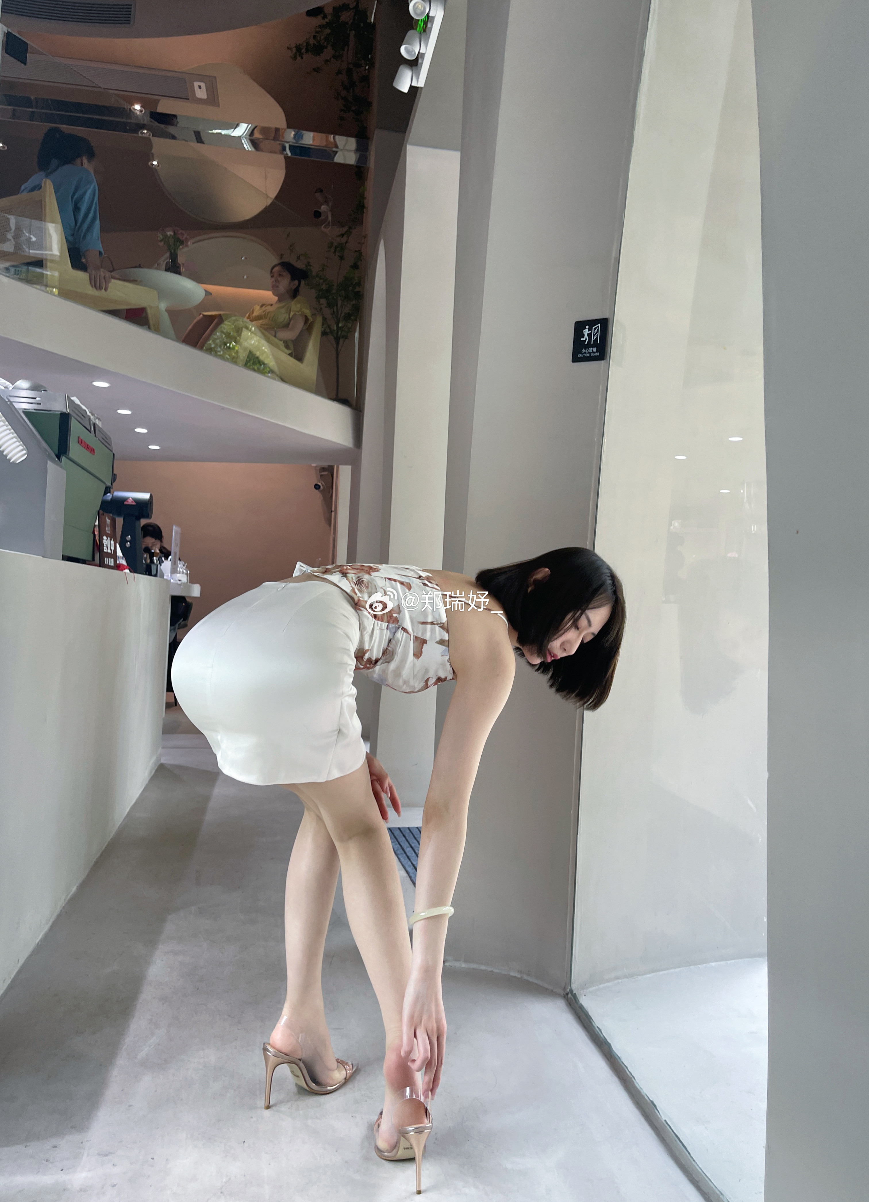 不管多少次，你依旧会选择少妇。