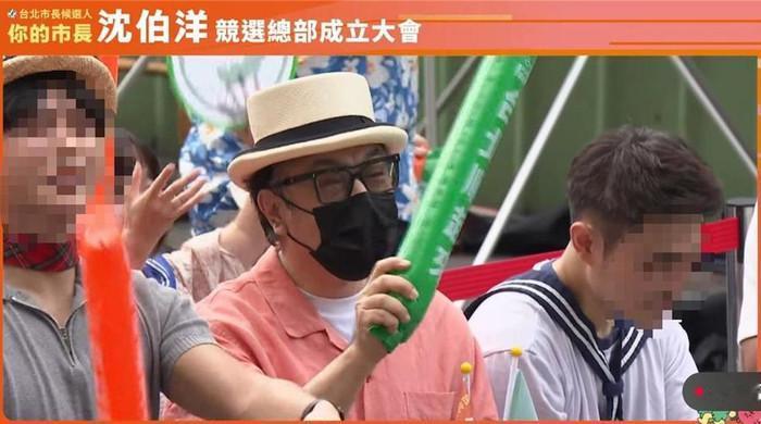 蔡康永真的吃相有点难看，捞了这么多年，吃饱了把碗摔了....面相就能看得出来