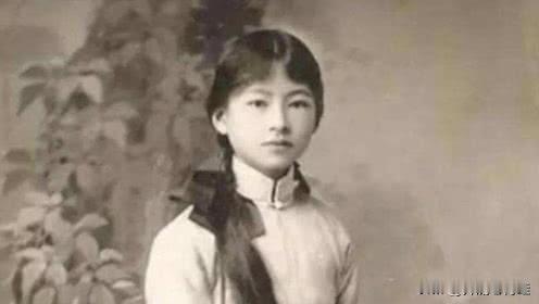 1953年，一场关于北京古城墙存废的会议上，一向温婉娴静、书卷气入骨的林徽因，突