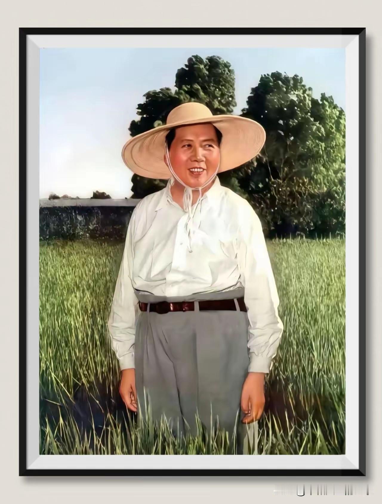 歌词：东方红，太阳升，中国出了个毛主席[祈祷][祈祷][祈祷][祈祷][祈祷]