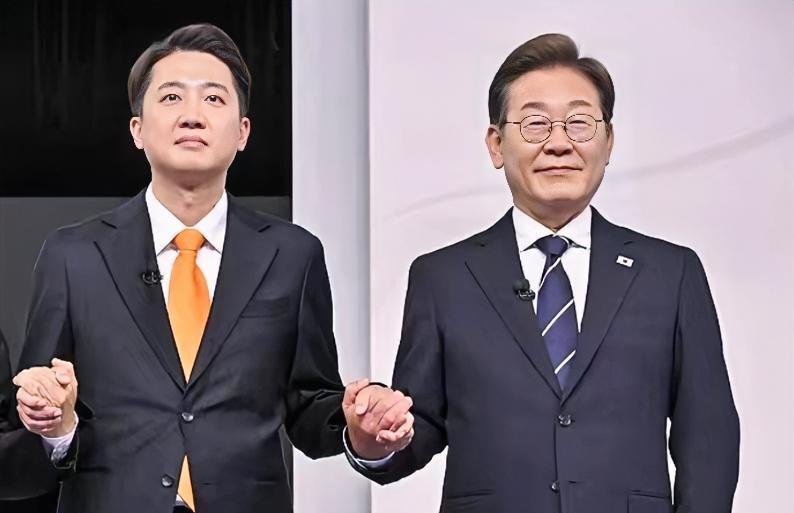 韩国总统大选首场辩论直接“炸场”了！尹锡悦被弹劾后，竞选圈瞬间进入白热化，共同民