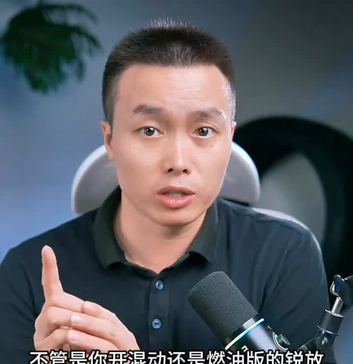 卡罗拉锐放绝对是一台好车，不要天天听别人吹牛，说锐放安全性不行、配置不行、隔音也