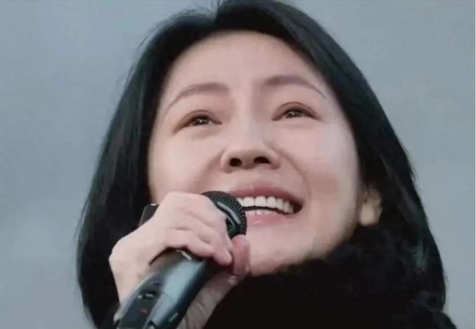 韩综捧具俊晔深情人设，却意外暴露小S与姐夫对于大S离世难辞其咎。此前，按照台