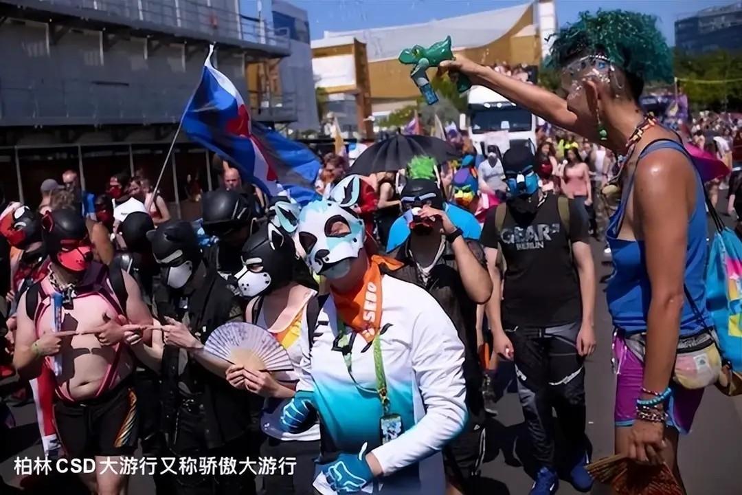 ✨德国人不是傲慢而是阴暗✨『贫道还要强调，我在20年前在德国留学，对德国人的