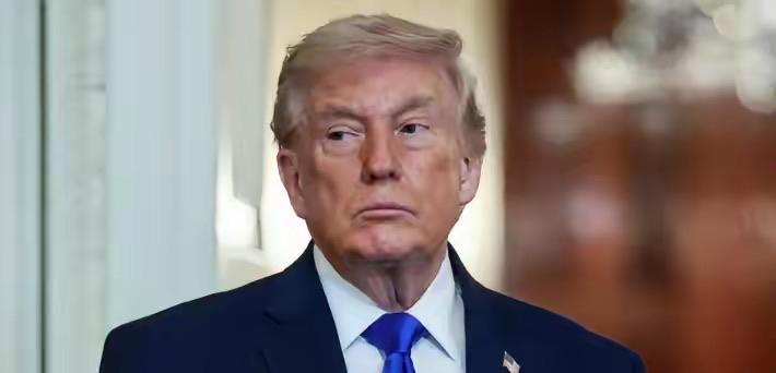 武侠照进现实！圣火令重现，这次“追杀”的竟是金毛江湖味拉满！传说中的