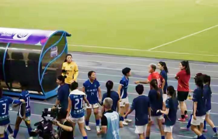 一场女超比赛，罚款66.4万，8月24日的赛后风波中，到底是浙江女足、还是永川女