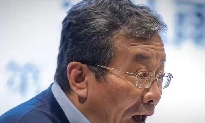 “复旦大学教授王德峰，再次抛出惊人“言论”！他表示，今日之中国纵欲汹汹，各种欲望