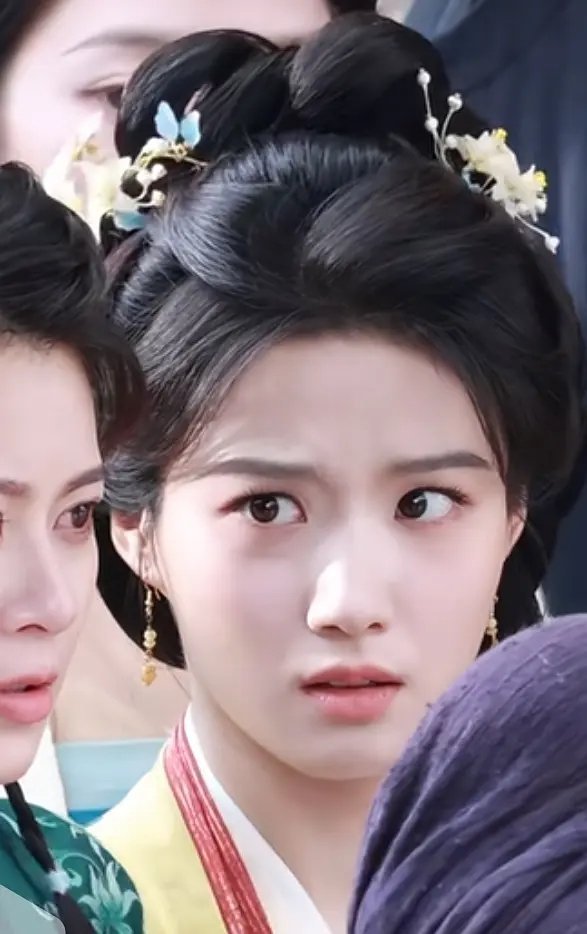 卢昱晓是真的普，和抖两模两样……