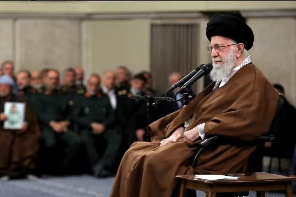 伊朗虽被边缘化，但对中国的傲慢一点也不输印度和韩国！11月8日，俄罗斯《消息