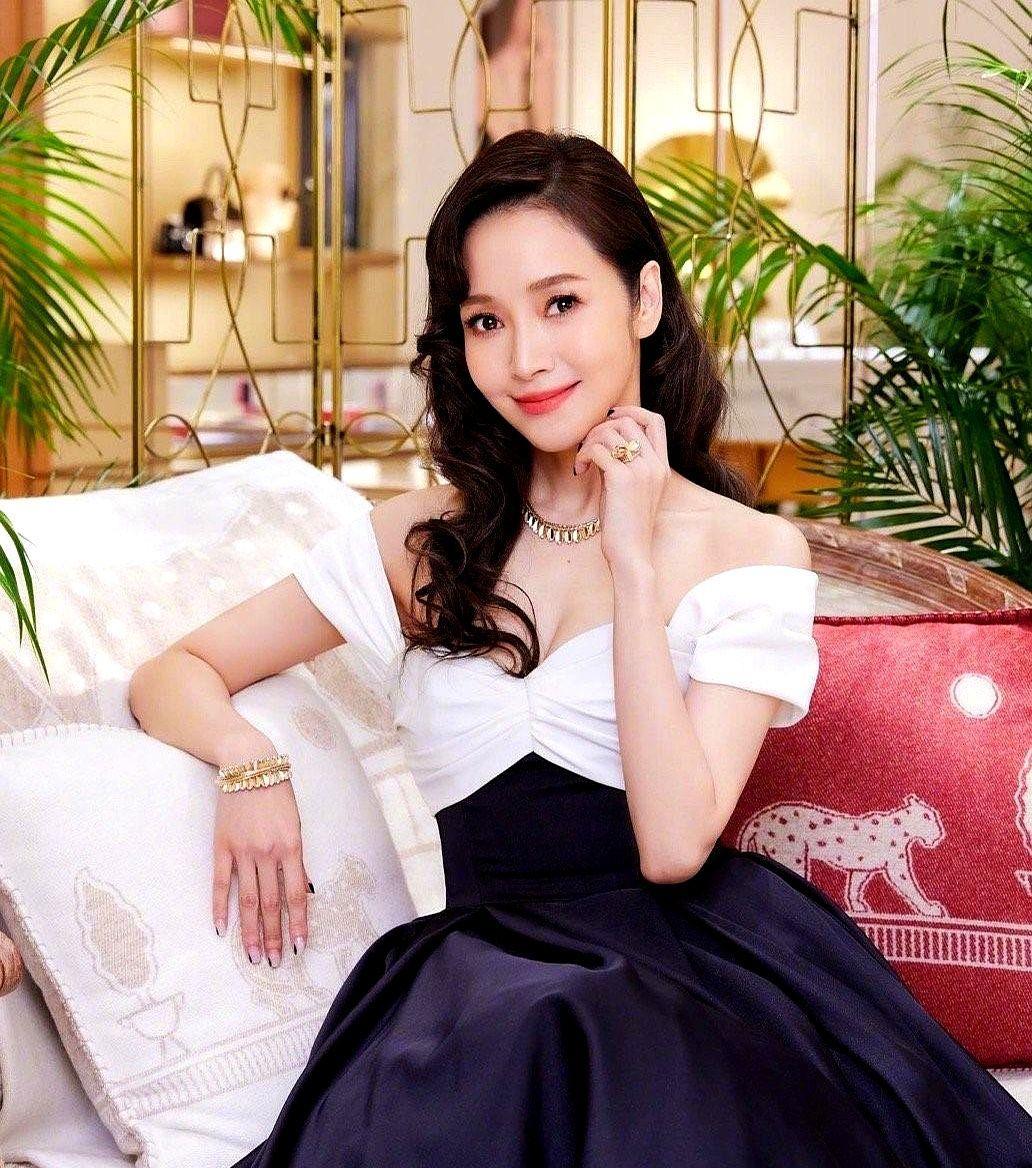 最近侯佩岑喊话找工作如果我是某电视台的台长，我马上打个电话给侯佩岑沟通一下，问