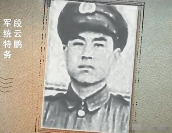 1946年的一个夜晚，叶剑英宅子里进了贼，警卫迅速展开追捕，枪法最准的警卫“啪”