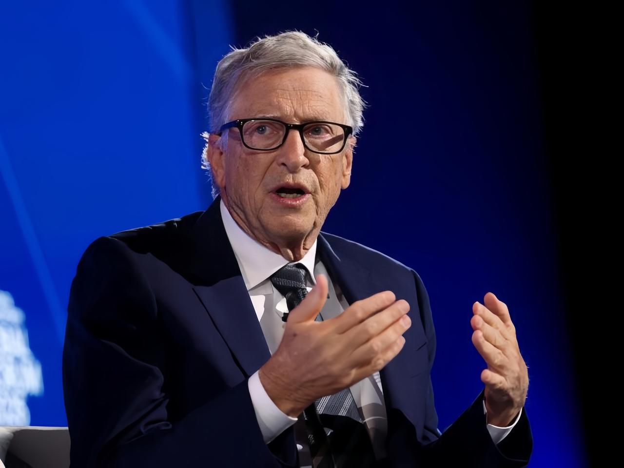 难怪4年前，比尔・盖茨会突然宣布与妻子离婚——爱泼斯坦案的档案，恰好为这件事提供