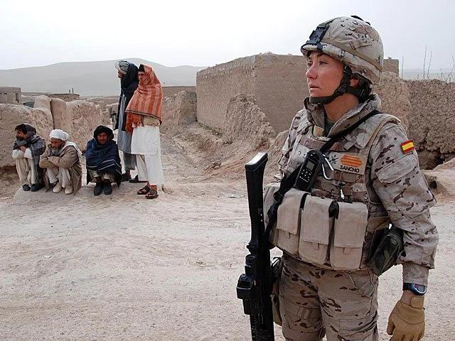 西班牙女兵在阿富汗