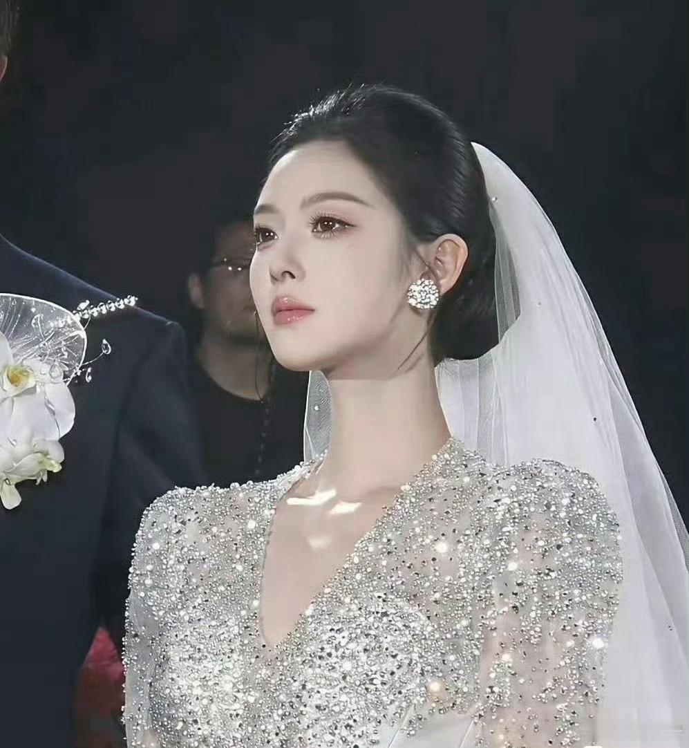 这新娘也太美了吧气质堪比明星这老公得有多帅啊